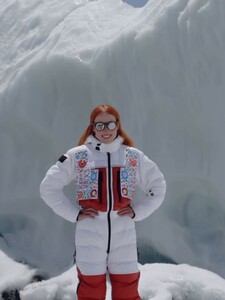 Moderátorka Lenka Poláčková sa stala prvou Slovenkou, ktorá vystúpila na Mount Everest bez kyslíka