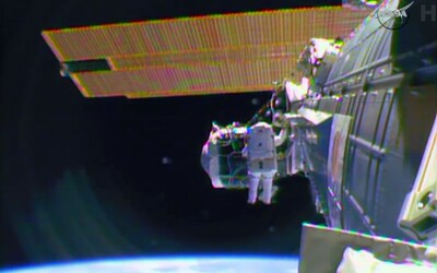 Modul kosmické lodě Crew Dragon se úspěšně připojil k ISS