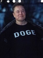 Musk poslal odkaz poľskému ministrovi: „Buď ticho, malý muž“