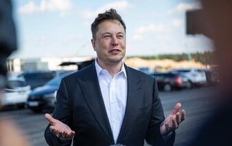 Musk spustil Grokipedii. Jeho AI encyklopedie má nahradit Wikipedii