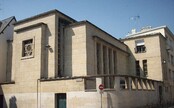 Muž ve Francii se snažil zapálit synagogu. Policie ho zastřelila