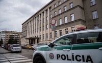 Muža v bratislavskom väzení uškrtil spolubývajúci. Ráno mu zavolal prvú pomoc a k vražde sa priznal