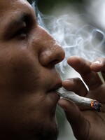 Muže odsoudili za držení marihuany den předtím, než ji stát zlegalizoval