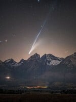NASA ocenila fotku zo Slovenska. Zachytáva kométu nad Vysokými Tatrami