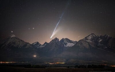 NASA ocenila fotku zo Slovenska. Zachytáva kométu nad Vysokými Tatrami