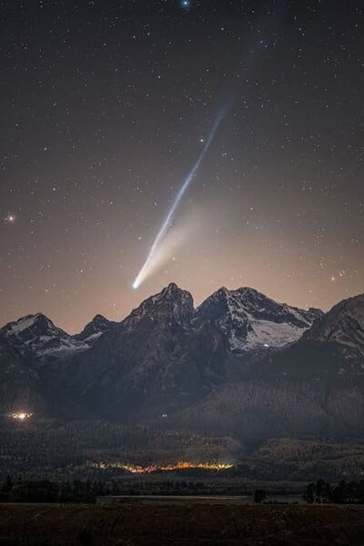 NASA ocenila fotku zo Slovenska. Zachytáva kométu nad Vysokými Tatrami