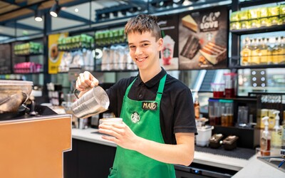Na Slovensku otvoria nový Starbucks. S trochou šťastia si v ňom zarobíš aj 2 300 eur mesačne