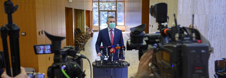 Na Slovensku už je viac ako 100 nakazených koronavírusom. Pellegrini potvrdil 8 nových prípadov