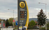 Na Slovensku výrazne klesli ceny palív, na nádrži pekne ušetríš. Nafta dokonca prekonala ďalšiu magickú hranicu