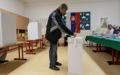 Na Slovensku začaly důležité volby. Boj o parlament ale nemá jasného favorita