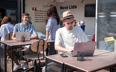 Na Tyršáku pri Dunaji nájdeš prvý outdoorový coworking v Bratislave