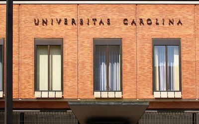 Na Univerzitě Karlově vznikla komise, která má řešit podezření ze sexuálního obtěžování