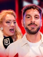 Na VIP premietaní prvej časti Ruže pre nevestu 3 nás prekvapil ženích Rasťo. Rozruch spôsobila aj bývalá účastníčka show