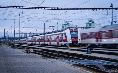 Na dôležitom úseku na západnom Slovensku obnovia od septembra železničnú dopravu. Obchádzka pomôže mnohým ľuďom