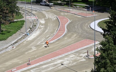 Na juhu Slovenska stavajú modernú turbokrižovatku. Hotová má byť už za 12 mesiacov