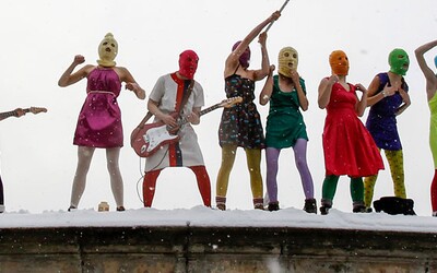 Na oslavy 17. listopadu do Prahy přijedou i Pussy Riot. Tyto kapely vystoupí na Koncertě pro budoucnost