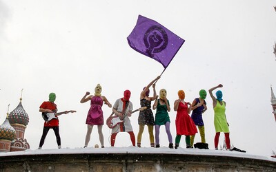 Na oslavy 17. listopadu do Prahy přijedou i Pussy Riot. Tyto kapely vystoupí na Koncertě pro budoucnost