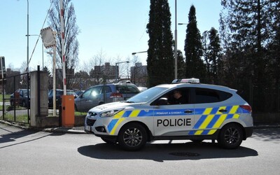 Na policii se přihlásil 20letý muž, který v úterý večer v Praze srazil chodce. Ten srážku s automobilem nepřežil