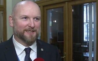 Na šéfa pražského magistrátu se valí kritika, ve funkci možná skončí. Svoboda navrhl jeho odvolání