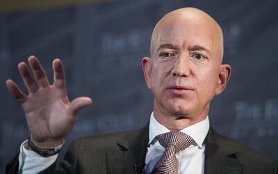 Nejbohatší muž světa Jeff Bezos daroval 100 milionů dolarů potravinovým bankám v USA