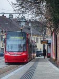 Najlepšia MHD je podľa prieskumu vo Viedni. Slováci sú s verejnou dopravou spokojní, Bratislava predbehla Paríž