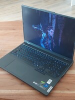 Našlapaný procesor a výborná grafika: Nový herní notebook Lenovo Legion slibuje, že se od hraní nehneš 