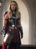 Natalie Portman kvůli roli v Thorovi dřela měsíce v posilovně. „Byla to výzva,“ řekla k přípravě
