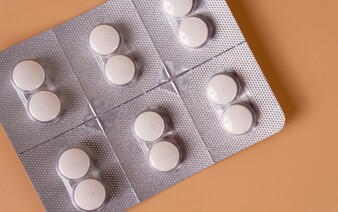 Návrat papierových receptov ambulancie ešte viac zaťaží. Na lekára si počkáme o to dlhšie, upozorňujú odborári