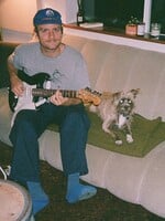 Návrat ztraceného kovboje. Mac DeMarco zahraje a představí novou desku v Praze