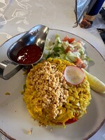 Navštívil som prevádzku Red Rose z Na nože v Raslaviciach. Zážitok zachraňovala gulášová polievka (Reportáž)