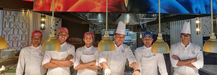 Navštívili jsme restauraci Gordona Ramsayho v Dubaji. Jsou jídla kontroverzního šéfkuchaře opravdu tak dobrá?