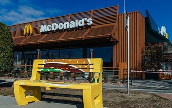 Nebezpečná baktéria v americkom McDonalde: Obľúbený fastfood nechal desiatky ľudí nákazených, jeden pacient umrel