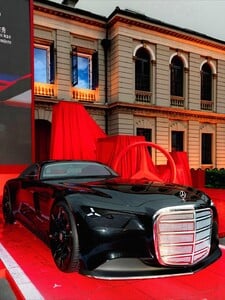 Nehanbil by sa ho šoférovať ani Batman. Mercedes predstavil svoj koncept novodobého luxusu na kolesách