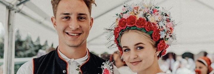 Nejdražší kousek v šatníku, který nikdy nebude out. Vyraz s námi na Moravu podívat se, jak se šijí kroje