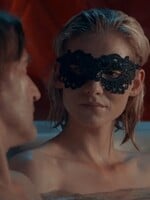 Nejhorší české filmy roku: diváky znechutilo swingers drama i pikantní komedie s Evou Holubovou