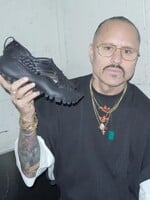 Nejkontroverznější bota roku? Willy Chavarria a Adidas vypustili do světa sandály, které urazily Mexičany