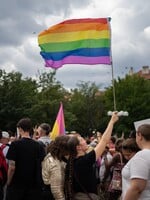 Nejlepší akce týdne: Startuje festival Prague Pride. Přijď na duhový průvod nebo líčení s drag queens