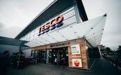 Nemáš je doma? Tesco stahuje z prodeje závadné fazole, obsahují nebezpečný pesticid