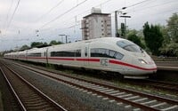 Nemecká vlaková spoločnosť plánuje vo veľkom prepúšťať. O prácu príde asi 30-tisíc zamestnancov