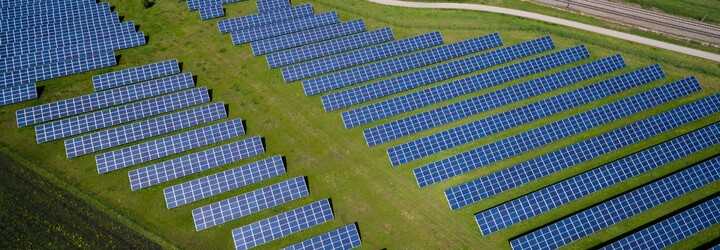 Německo v rámci „reformy desetiletí“ masivně podpoří obnovitelné zdroje energie. Do roku 2035 chce být uhlíkově neutrální