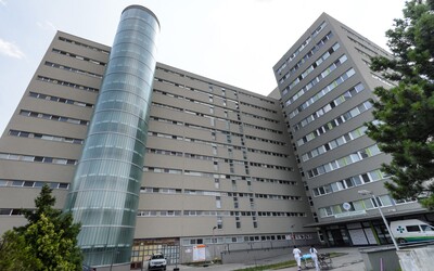 Nemocnica v Galante bude od štvrtka slúžiť len ako COVIDOVÁ: Prevezú do nej pacientov z Nitry