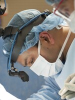 Nemocnice u sv. Anny v Brně musí kvůli Covid-19 zrušit plánované operace. Jde o chirurgické nebo kardiologické zákroky