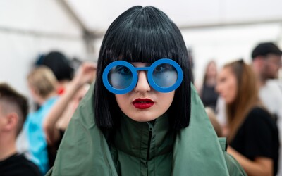 Nenechaj si ujsť módnu šou roka. Vstupenky na Mercedes-Benz Prague Fashion Week 2023 sú v predaji