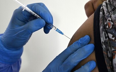 Neočkujme ďalšou dávkou vakcíny proti covidu každé 4 mesiace, odkazuje Európska lieková agentúra: Ľudia začínajú byť unavení