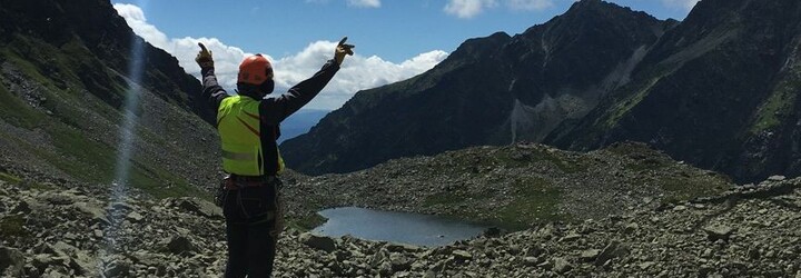 Nešťastie vo Vysokých Tatrách: po páde z niekoľko stoviek metrov vysokého vrcholu zahynul poľský horolezec