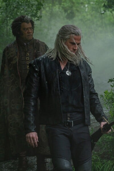 Netflix prekvapil fanúšikov Zaklínača. Spolu so 4. sériou vydali aj nový film s Dolphom Lundgrenom