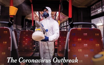 New York Times zdieľa fotku dezinfikovania bratislavskej MHD. Informuje tým, že koronavírus je už pandémia 