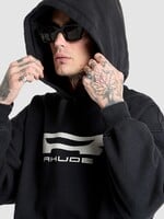 Nezmeškaj veľké zľavy a fresh kúsky od Adidas, Represent či Carhartt WIP. Budú tvoje za výhodné ceny