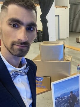 Nikolas vyrastal v ústave a štát ho označil za nesvojprávneho: Cítil som, že tam nepatrím (Rozhovor)