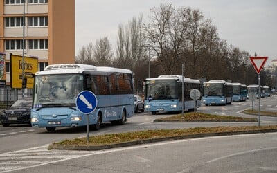 Nitra zápasí s novými podvodníkmi: Na sociálnej sieti predávajú falošné lacné lístky na MHD. Ponúkajú aj špeciálne akcie